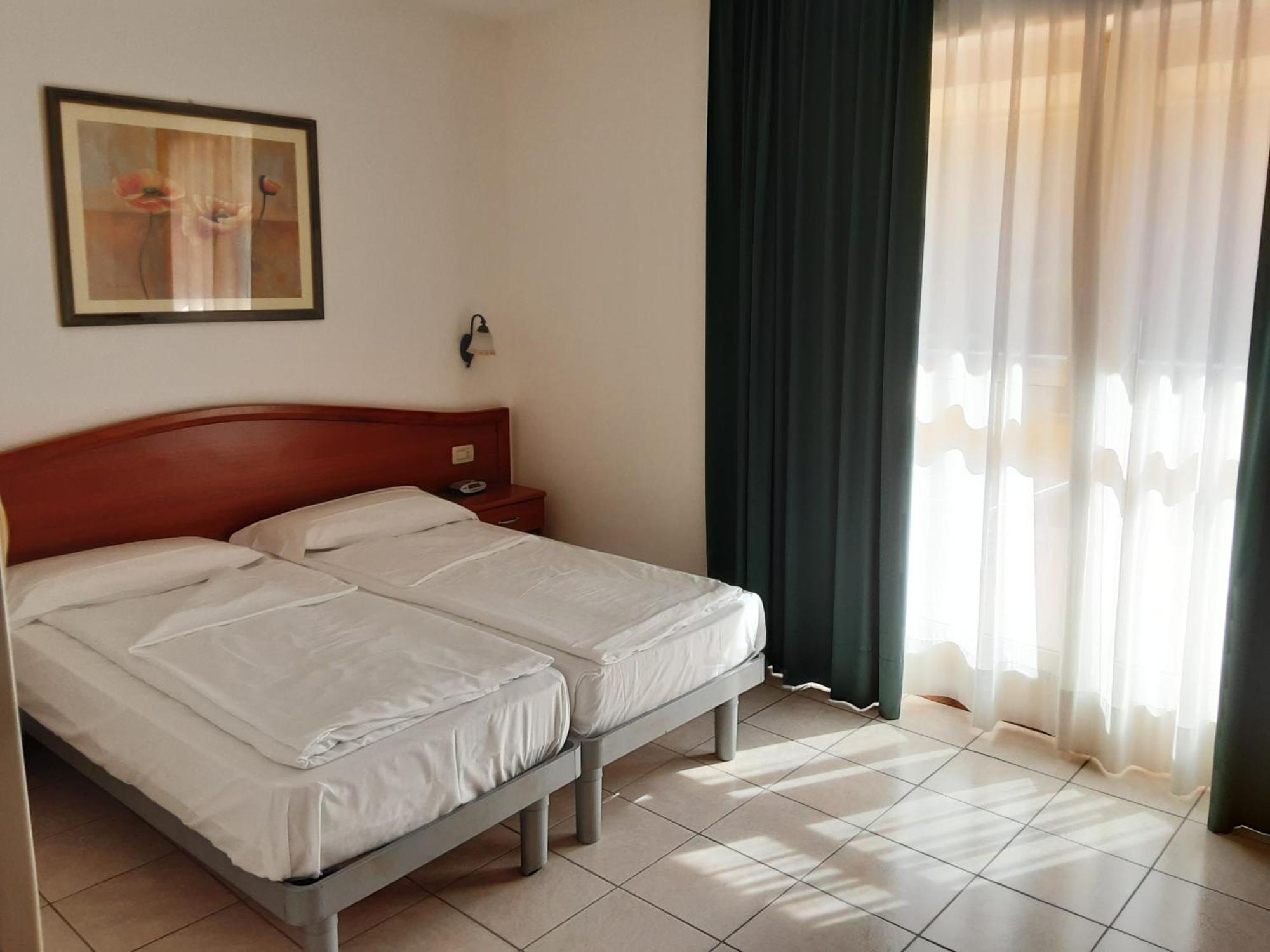 לימונה סול גרדה Hotel Florida מראה חיצוני תמונה
